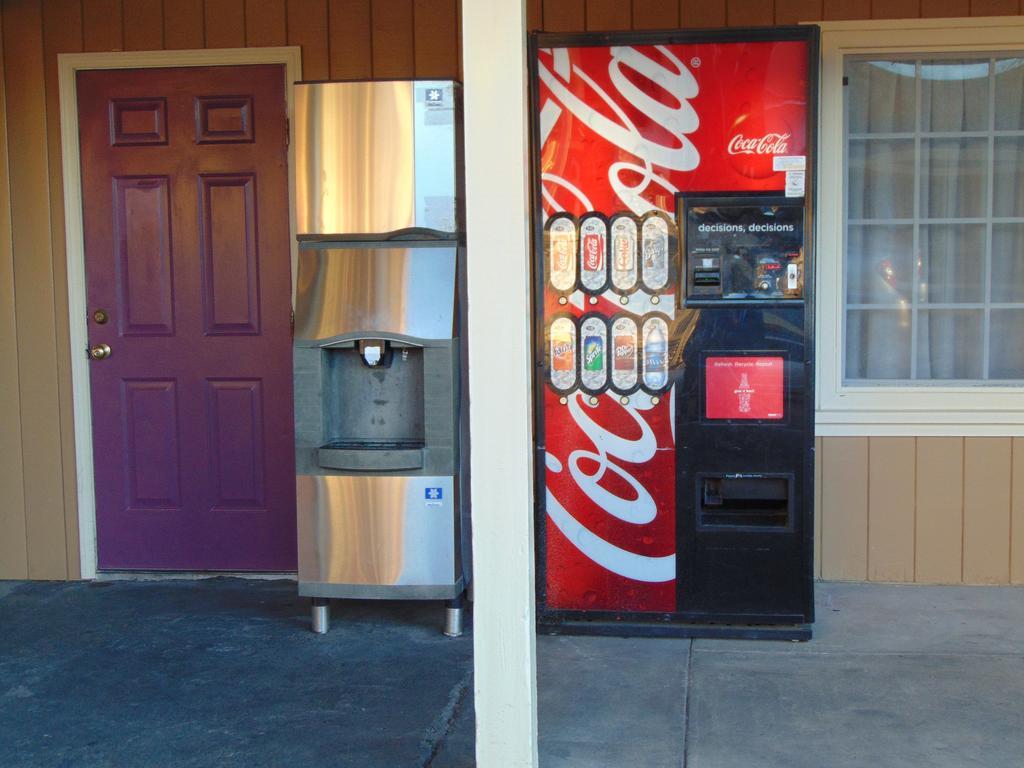 Budget Inn Oroville Exterior photo